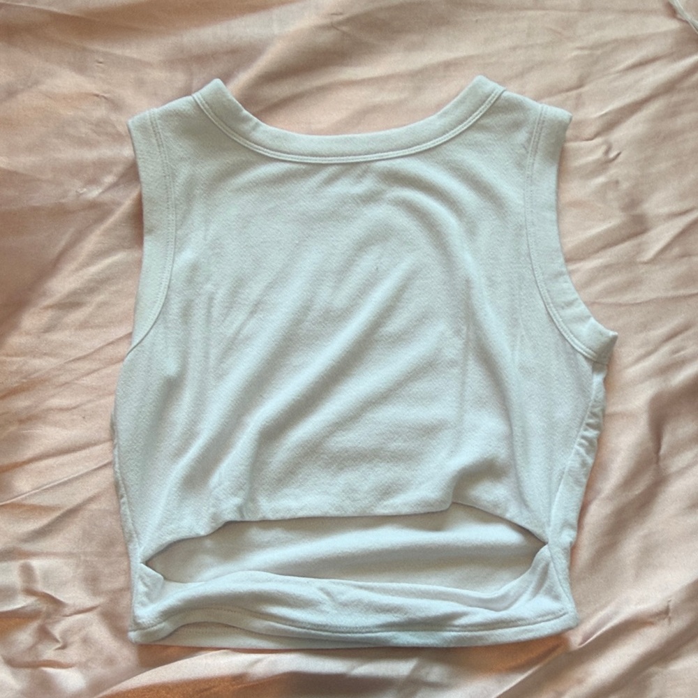YoungLA White Sleeveless Crop Tank